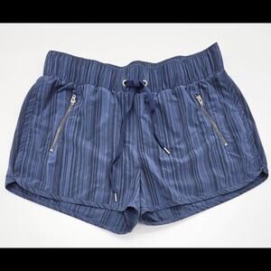 Athleta Ready Set Go Shorts Blue Striped Pockets Size Medium Women
